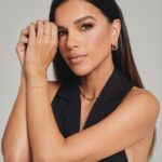 Mariana Rios Instagram - Pronta pra essa sexta-feira toda de @moranaoficial ❤️ São Paulo, Brazil