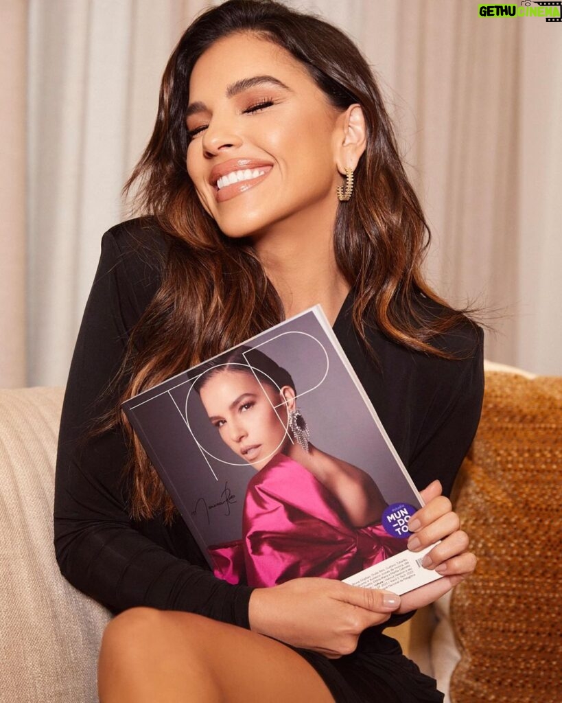 Mariana Rios Instagram - Toda bonitinha na capa da @topmagazine ❤️