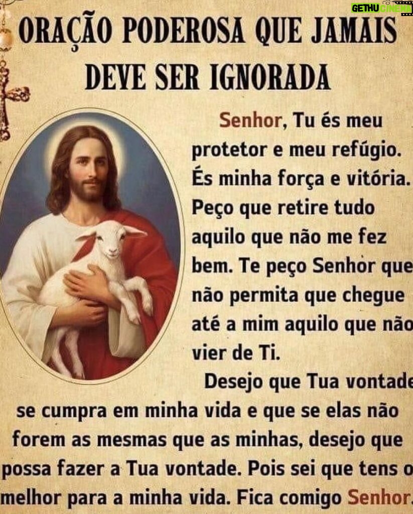 Mariana Rios Instagram - Pensar,sentir,respirar,seguir! Sempre encontro um jeito de exercitar a mentalização positiva em todos os momentos da minha vida. Mas “sempre” não é todo dia. No carrossel de fotos e emoções da última semana, tentando desligar um pouco do mundo e focar no que é preciso: Revisar os textos do meu próximo livro!!! Isso me renova de uma certa forma! E dividir com vocês esse momento também é muito especial pra mim! 2024 será repleto de boas energias, paginas em branco prontas pra receber uma nova história e com elas o cheirinho de outras já escritas que serão lidas dando lugar a nossa troca, aprendizado mútuo e renovação! ❤️🙏🏼