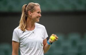 Marie Bouzková Instagram - Smile, it’s Wimbledon time😍🌱💚 @wimbledon 🪻