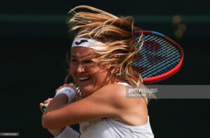 Marie Bouzková Instagram - Thank you for your support🥰🐬 See you soon on a special Sunday🍓 @wimbledon
