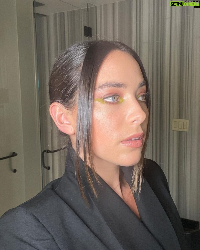 Mariel Molino Instagram - new york press kick off for @thewatchfuleye @freeform makeup @julieharrismakeup Hair @xaviervelasquez Styled by @lauraschuffman Dirty French