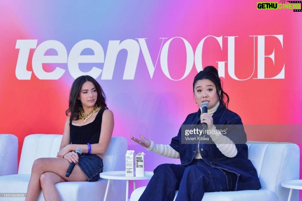 Mariel Molino Instagram - Thank you @teenvogue @freeform and @kaitmcnab for leading the conversation about the Power of Representation 🙌🏽 & thank you to all the attendees for your thoughtful questions 💕 Proud to share the stage with these beautiful people 🖤 (oh and happy belated birthday @shrrycola !!) #teenvoguesummit Los Angeles, California
