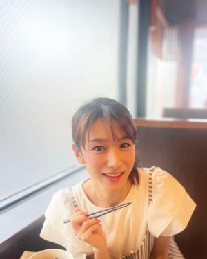 Mariko Dou Instagram - 焼き肉を食べて、元気が出ました‼️今日も暑くなりそうですが、皆さんも体調にはお気を付け下さい✨

 #家族 で
 #焼き肉 
 #美味しかった です
 #ごちそうさまでした 
 #堂真理子 #テレビ朝日 #アナウンサー