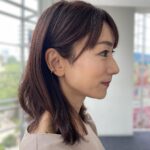 Mariko Dou Instagram - 本日の「ワイド！スクランブル」の衣装は、 ☆ワンピース… #laissepasse ☆アクセサリー… #ete でした👗✨ 秋素材のワンピースが素敵でした💕 木曜日の「ピックアップニュース」も担当予定です！よろしくお願いします✨ #大下容子ワイドスクランブル #ワイドスクランブル #ニュース #テレビ朝日 #堂真理子 #アナウンサー #アナウンサー衣装 #番組衣装