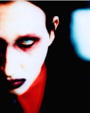 Marilyn Manson Instagram - I am so all-American...
23 yrs.
#justwaitwhathappensinaweek#AntichristSuperstar#everyonewillsuffernow#lovetothededicated#shooterjennings#thebeautifulpeoplethebeautifulpeople