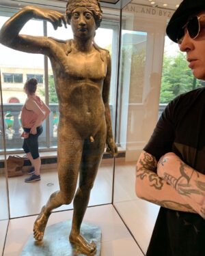 Marilyn Manson Instagram - So much to contemplate.  #lindsayusich #artinstitutechicago
