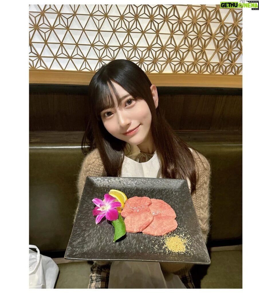 Marina Yamada Instagram - . この前ミツクニ行ってきた♡ お肉はいいね、ほんとに。幸せな気持ちになった..🥹🥹 おいしすぎてひさしぶりに爆食した() ライブまでには痩せるから！！！！！！ #西麻布焼肉 #西麻布ディナー #焼肉 #六本木グルメ #六本木ディナー #六本木焼肉 焼肉mitsukuni