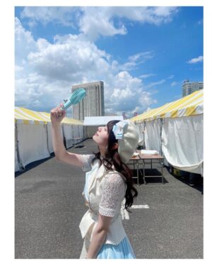 Marina Yamada Thumbnail - 1.9K Likes - Most Liked Instagram Photos