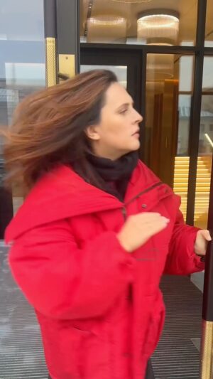 Mariya Shumakova Instagram - СРОЧНЫЕ НОВОСТИ! ‼️‼️‼️

А на YOUTUBe уже выходят астрологические прогнозы для каждого знака зодиака на ДЕКАБРЬ! 🎄

Внимание!!! Это разбор по Ведической астрологии, расчитайте свой асцендент заново. Подробная иснструкция в каждом видео))))

Верите в астрологию?))🔮

Ссылка в шапке профиля. 

Спасибо нашим творческим друзьям за творческую помощь и актерскую игру🔥🔥 @krotski  @sasha_titova  @eugenelev  @maria_shorina14