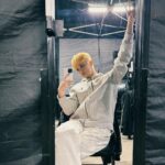 Mark Lee Instagram - 우리 모두가 기억하면서 살면 안 사라진다 ! @nct127