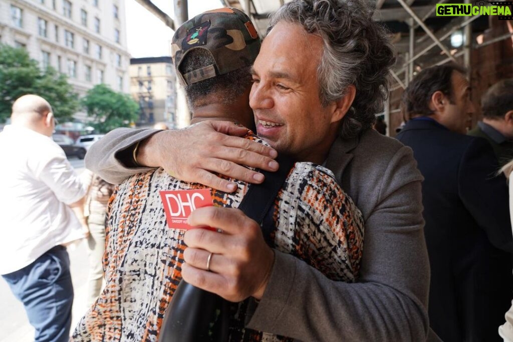 Mark Ruffalo Instagram - Thank you to everyone who came out and supported our rally on Saturday with @centeratwestpark to save the West Park Presbyterian Church. This landmark is an epicenter for the arts and worship, and we all want it to remain here for future generations. There's still time to tell @nyc.landmarks that you oppose the demolition before the public hearing tomorrow by visiting the link in my bio. Photography by @gerardoromo & Alex Krales/NYC Council Media Unit.