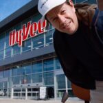 Mark Wahlberg Instagram - Check out @hyvee in Grimes❤️🙏🔥🥳💯 @wahlburgers 🍔🥃🔥