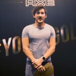 Markiplier Instagram - #AXEPartner – Show me your best moves at the @AXE booth with #YoureGold cause today we are all about making your #VidCon dreams come true. @VidCon #AXE