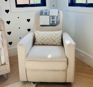 Marla Sokoloff Instagram - Your room is all ready for you sweet girl. 🎀
I’m particularly obsessed with her comfy glider that has a built in massage feature. My friends at @evolurbaby are offering to give one away to a special follower! Here’s how to enter - good luck!

1. Make sure you are following me & @evolurbaby 
2. Use #evolurgliders and tell me where you will use this glider in your home.
3. Tag a friend.

The giveaway ends on 10th Feb at 11 pm ET. Open to US residents only. Not affiliated with Instagram.