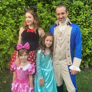 Marla Sokoloff Instagram - A trip down Halloween memory lane. 🎃 👻 💀🎃
.
.
.
#tbt #throwbackthursday #halloween #familycostumes