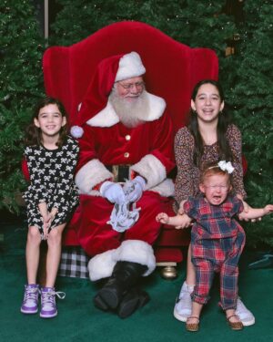 Marla Sokoloff Instagram - You better watch out…you better not cry. 🫣🎄🎅🏻 Happy Holidays from the Puro sisters!