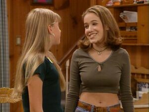 Marla Sokoloff Instagram - When we took abs for granted.
.
.
 #tbt #throwbackthursday #fullhouse #gia #90s #throwback
.