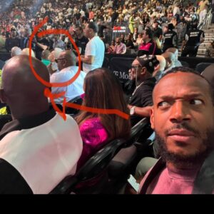 Marlon Wayans Instagram - Now LOOK AT THIS SHIT!!! I’m looking at @evanderholyfield ear and he looking at @miketyson  this shit CRAZY!!! Love them both! Thank u for my historic childhood memories. That’s my way of saying “PLEASE DON’T BEAT ME UP”!!! 😂😂😂😂