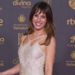 Marta Etura Instagram - Noche de Goya 2024 💫💫 Enhorabuena a todos los nominados y premiados. ¡Viva el cine! #vivalacultura #goyas2024 GRACIAS: 💆🏼‍♀️ @orvedaskincare 👗@gabriellagecollection 💍 @joyeriasuarez 💄 @carmendejuan ❤️ @mesalapress