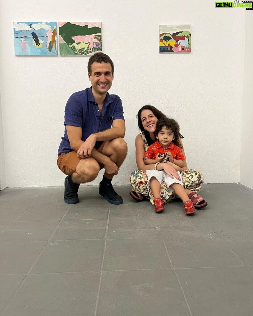 Martha Nowill Instagram - @thiago_haidar na @galeriapilar os presentes de natal mais lindos estão aqui