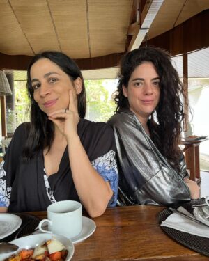 Martha Nowill Instagram - Acordando neste ultimo dia de 2023 no Olimpo c/ as deusas @juliaduailibi @natuzanery @mariliatoledo2012 @belcoelho . Faltou @juliana_rosenthal que ainda não havia deixado seus aposentos.