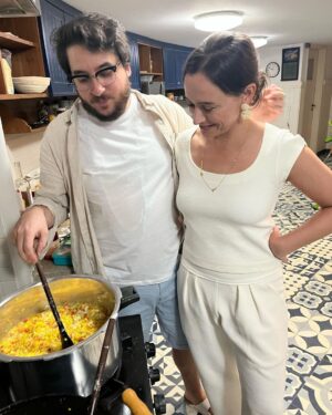 Martha Nowill Instagram - Feliz ano novo pra vocês ☀️
que em 2024 vcs consigam colocar algumas de suas metas ou sonhos no mundo. Que vcs tenham saúde, coragem e amor. 

obrigada por me acompanharem aqui, pela troca, pelos likes e pelo ♥️