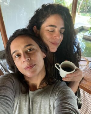Martha Nowill Instagram - Acordando neste ultimo dia de 2023 no Olimpo c/ as deusas @juliaduailibi @natuzanery @mariliatoledo2012 @belcoelho . Faltou @juliana_rosenthal que ainda não havia deixado seus aposentos.