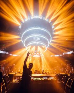 Martin Garrix Instagram - crazy weekend at @f1lasvegas!! @heineken_us #HeinekenPartner