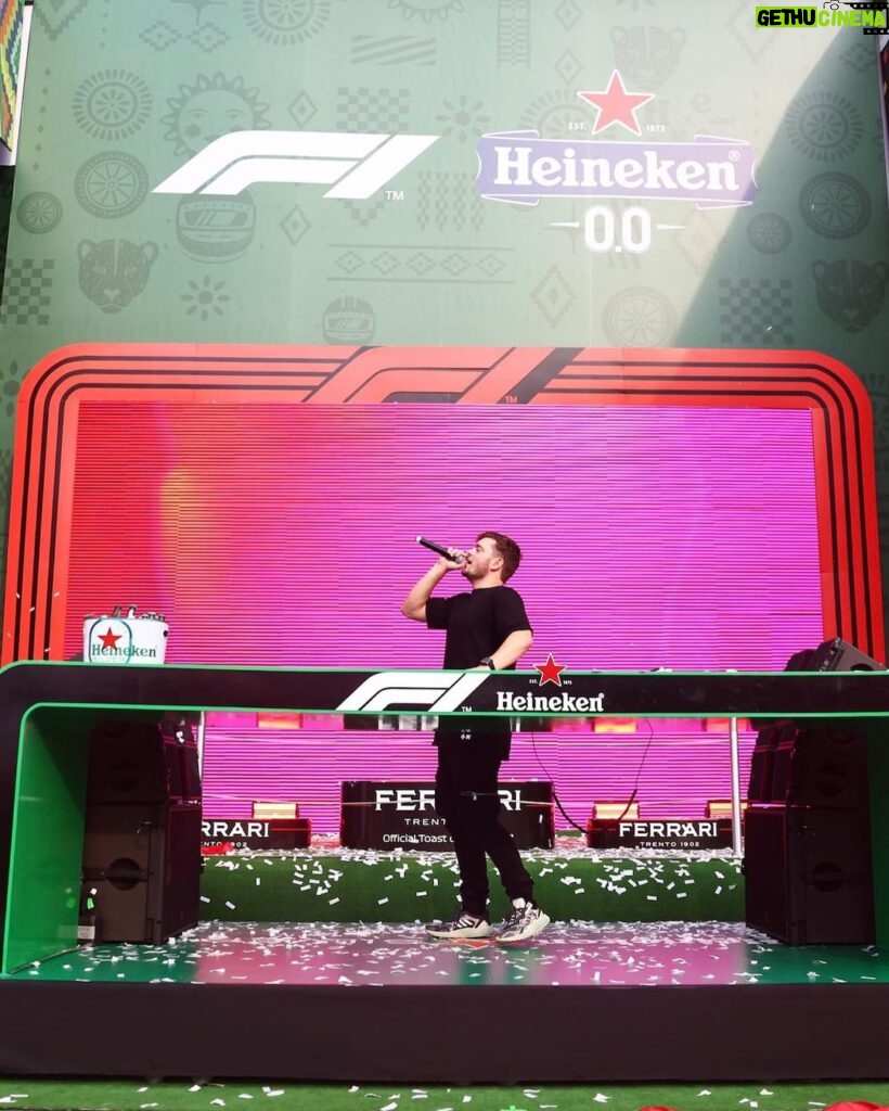 Martin Garrix Instagram - super excited for @f1 together with @heineken!!