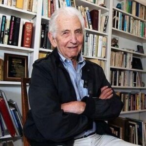 Martin Sonneborn Instagram - Daniel Ellsberg ist tot. 
Er hat 1971 die "Pentagon-Papers" veröffentlicht, 7000 "Top Secret-Files", die belegten, dass die US-Regierung den Vietnamkrieg begonnen & fortgesetzt hatte in dem Wissen, dass er nicht gewonnen werden konnte.