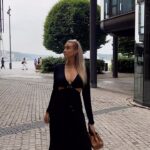 Martine Lunde Instagram - Annonse @kouture_no 🤍 Samme kjolen, bare på to forskjellige måter! Denne er helt klart en av mine favoritter fra kolleksjonen😍 Passer både til hverdags og fest! Håper vi sees hos Kouture på Arkaden torsdag 22. juni klokken 16.00 og utover kvelden🤍