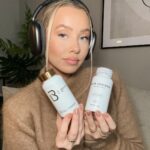 Martine Lunde Instagram - Annonse GIVEAWAY @luxious.no GIVEAWAY❤️ På søndag lanseres det noe SÅ spennende hos @luxious.no og jeg kan nesten ikke vente med å teste dette😍 Derfor er jeg nå så heldig som kan gi bort en skikkelig bra premie til dere! Nå kan dere vinne AirPods Max (valgfri farge), 6 bokser med @hairluxious og 6 bokser med @betakarotengold ✨ For å delta må dere: 1. Følge @luxious.no 2. Nevne en som burde få med seg dette Vinneren trekkes 9. februar Masse lykke til, og husk å følge @luxious.no for en sinnsykt bra lansering på søndag😍