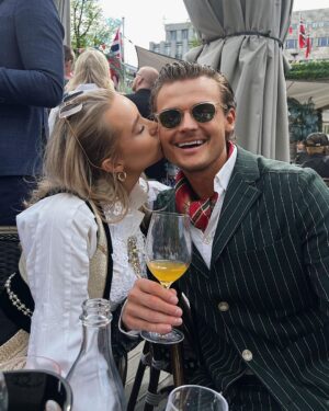Martine Lunde Instagram - Håper dere hadde en super feiring i går🇳🇴🇳🇴