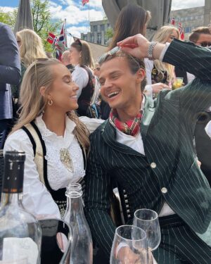 Martine Lunde Instagram - Håper dere hadde en super feiring i går🇳🇴🇳🇴