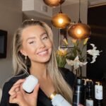 Martine Lunde Instagram - Annonse GIVEAWAY @goodformeas Det første vårtegnet for meg er Betakaroten Gold✨ Og nå kan dere vinne et halvt års forbruk av det (eller andre produkter fra @goodformeas ) + AirPods pro😍 Det du må gjøre for å delta er: 1. følge @goodformeas her på insta 2. klikk på linken i bio og meld deg på nyhetsbrevet 3. TAG en venn eller kommenter «gjort»✨ Vinneren trekkes 1. mai☀️ LYKKE TIL! #giveaway #konkurranse Oslo, Norway