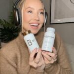 Martine Lunde Instagram - Annonse GIVEAWAY @luxious.no GIVEAWAY❤️ På søndag lanseres det noe SÅ spennende hos @luxious.no og jeg kan nesten ikke vente med å teste dette😍 Derfor er jeg nå så heldig som kan gi bort en skikkelig bra premie til dere! Nå kan dere vinne AirPods Max (valgfri farge), 6 bokser med @hairluxious og 6 bokser med @betakarotengold ✨ For å delta må dere: 1. Følge @luxious.no 2. Nevne en som burde få med seg dette Vinneren trekkes 9. februar Masse lykke til, og husk å følge @luxious.no for en sinnsykt bra lansering på søndag😍