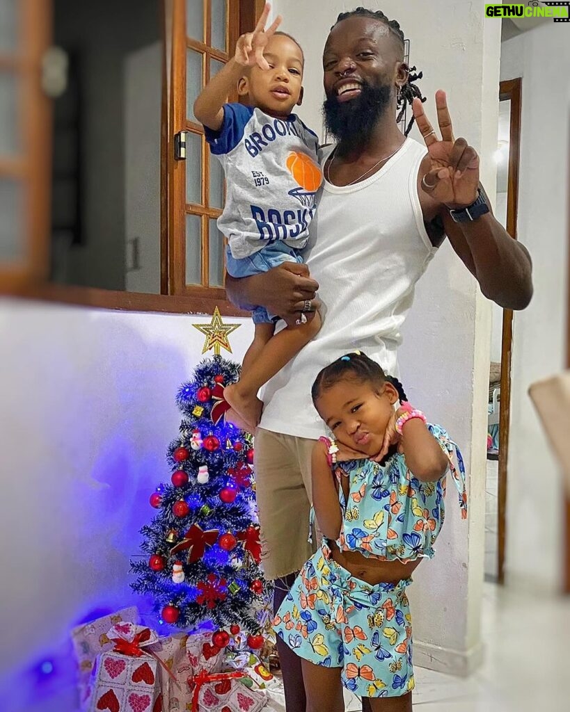 Massengo Júnior Instagram - Feliz Natal🎅🏾❤️😍