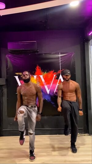 Massengo Júnior Instagram - 🍫🍫🍫🍫🍫🍫🍫🍫🍫
Vida chique @thiagoveigh7 
🧠 @massengojunior 
🕺🏽 @jonathan_foka