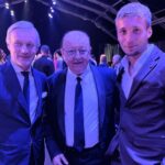 Massimo Boldi Instagram - We are the champions! 👏🏻 #premiofairplaycampionedirisate @premiogentleman_official #adrianogalliani #marcomanfredi Scuola Militare Teuliè - Milano -