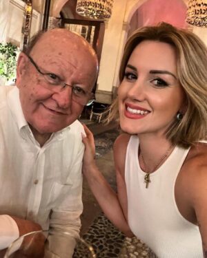 Massimo Boldi Instagram - In amicizia @felicity_albini