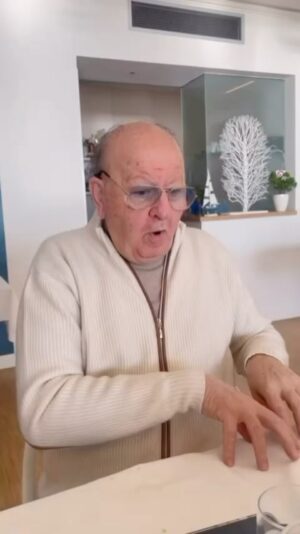 Massimo Boldi Instagram - Gioia a San Marino dopo l’ok del Governo
