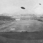 Massimo Polidoro Instagram - Che cosa successe in Italia dalla metà del mese di settembre del 1954 e fino alla fine dell’anno? Ci furono centinaia di segnalazioni e resoconti di avvistamenti UFO che in quei pochi mesi si accumularono sulle scrivanie dei prefetti e dei giornalisti: forse il nostro paese è stato veramente al centro di un’invasione extraterrestre? Oppure lo straordinario fenomeno può avere un altro tipo di spiegazione? Ascolta il mio podcast "Ai confini", su tutte le piattaforme.