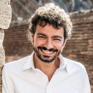 Massimo Polidoro Instagram - Chi ti paga? Come fai a fare video così professionali? Cosa c'è sotto? Domande (e insinuazioni) a cui oggi rispondo. ASCOLTA "Ai confini"