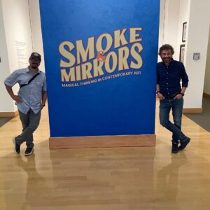 Massimo Polidoro Instagram - Un bellissimo e magico weekend in Florida, a Boca Raton, con @josealvarezdopa, per parlare di scienza e magia al @bocamuseum e ammirare la stupenda mostra “Smoke and Mirrors”, con le stupende opere di @josealvarezdopa e un omaggio a Randi! #jamesrandi #magia #magic #amazingrandi