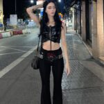 Matilda Morri Instagram - Mi limiterò a fare commenti sul tempo tipo “sta per iniziare la stagione migliore dell’anno” perché ho visto che questo tipo di descrizioni sotto ai post va forte tra le influencer Ah e con “stagione migliore dell’anno” intendo l’autunno, ovviamente Milan, Italy