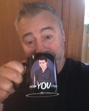 Matt LeBlanc Instagram - Here’s the second drop of the limited edition Cast Collection featuring some of our favorite moments and lines from seasons 4-6. Available for a limited time only at represent.com/friends (link above in bio). Hope you guys enjoy. #howyoudoin