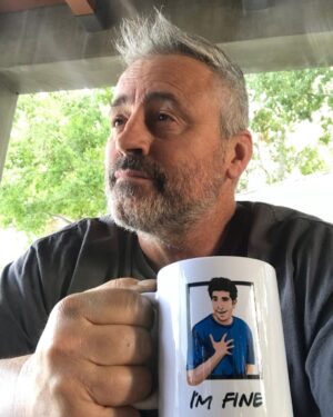 Matt LeBlanc Instagram - Here is the final drop from the limited edition cast collection. Available at represent.com/friends link in bio. Hope you guys like them and thanks for watching. 👍🏼