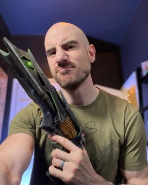Matthew Rehwoldt Instagram - OK nerds sound off… what’s the geekiest thing you own in your collection at home? 🤟

Me and my trusty Thorn from Destiny 2 or waiting for your answer …