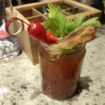 Maurício Branco Instagram - Bar incrível de Mari Steinbrecher ( jogadora da seleção brasileira de volei , Ouro em Pequim ) na esquina da Olegário Maciel com Comandante Julio de Moura . Arraso , drinks incriveis , Dancefloor e um excelente Blood Mary com Bacon !!! Na foto com meu parceiro de cena @rodrigocandelot . @marivolei #naosabedublarnaodesceproplay